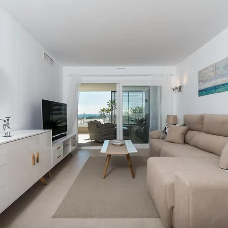 Punta Prima Sleeps 5 Pool Wifi Apartment Punta Prima (Alicante)
